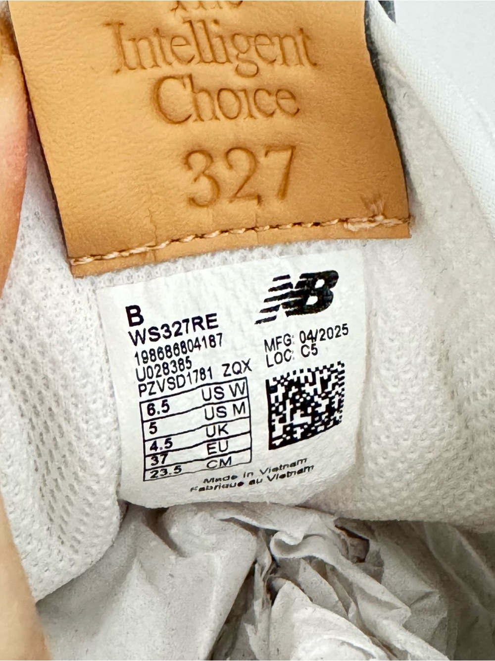 New Balance Women’s 327 Sneakers - WS327RE - size 6.5 - New - Picture 5 of 8